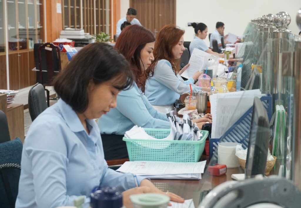Bậc lương công chức là gì